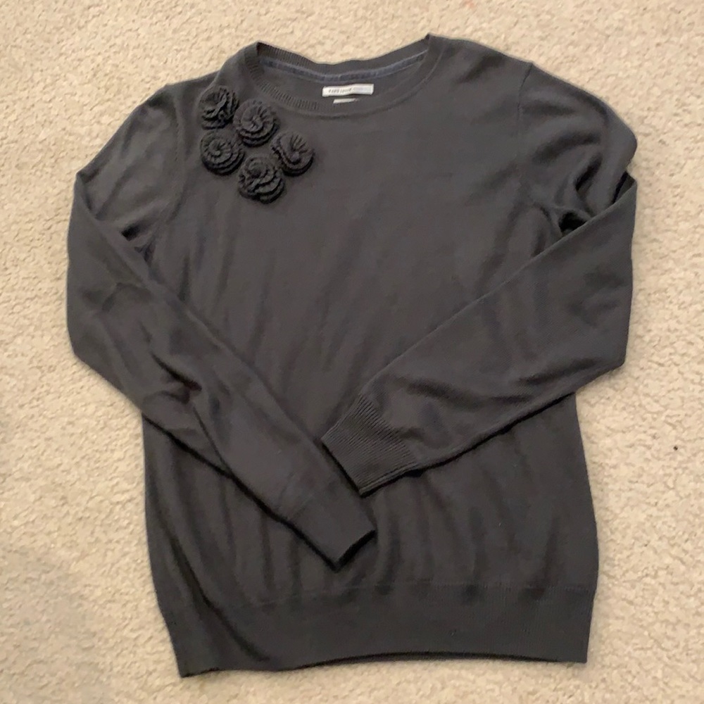 Women’s Van Heusen sweater